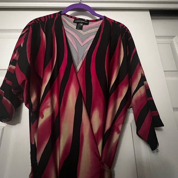 Ashley Stewart faux wrap colorful jumpsuit  size 14/16 - Picture 4 of 4